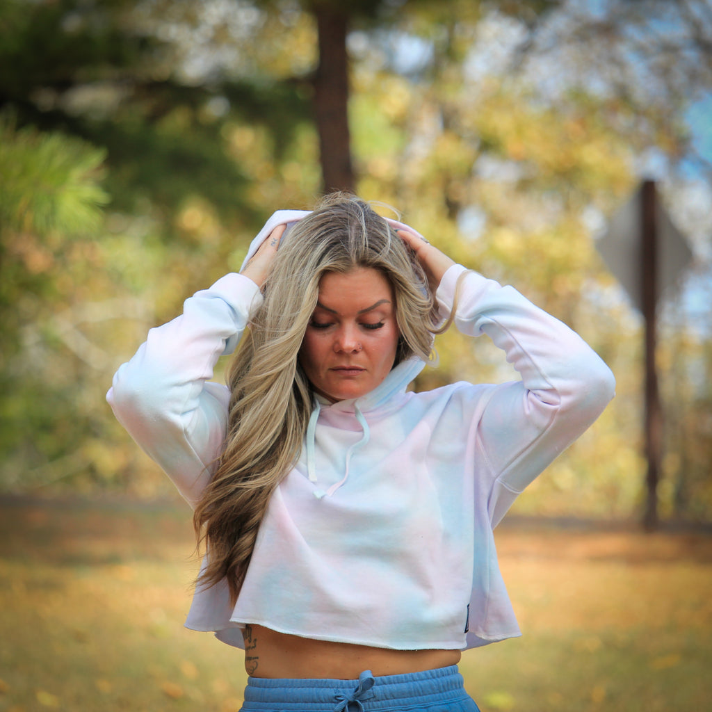 Women’s Lightweight Crop Hoodie